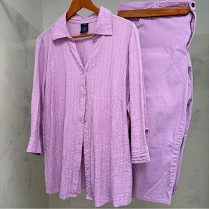 Lilac Button-Up Crinkle Shirt 2x and matching Capri pants Set 24w